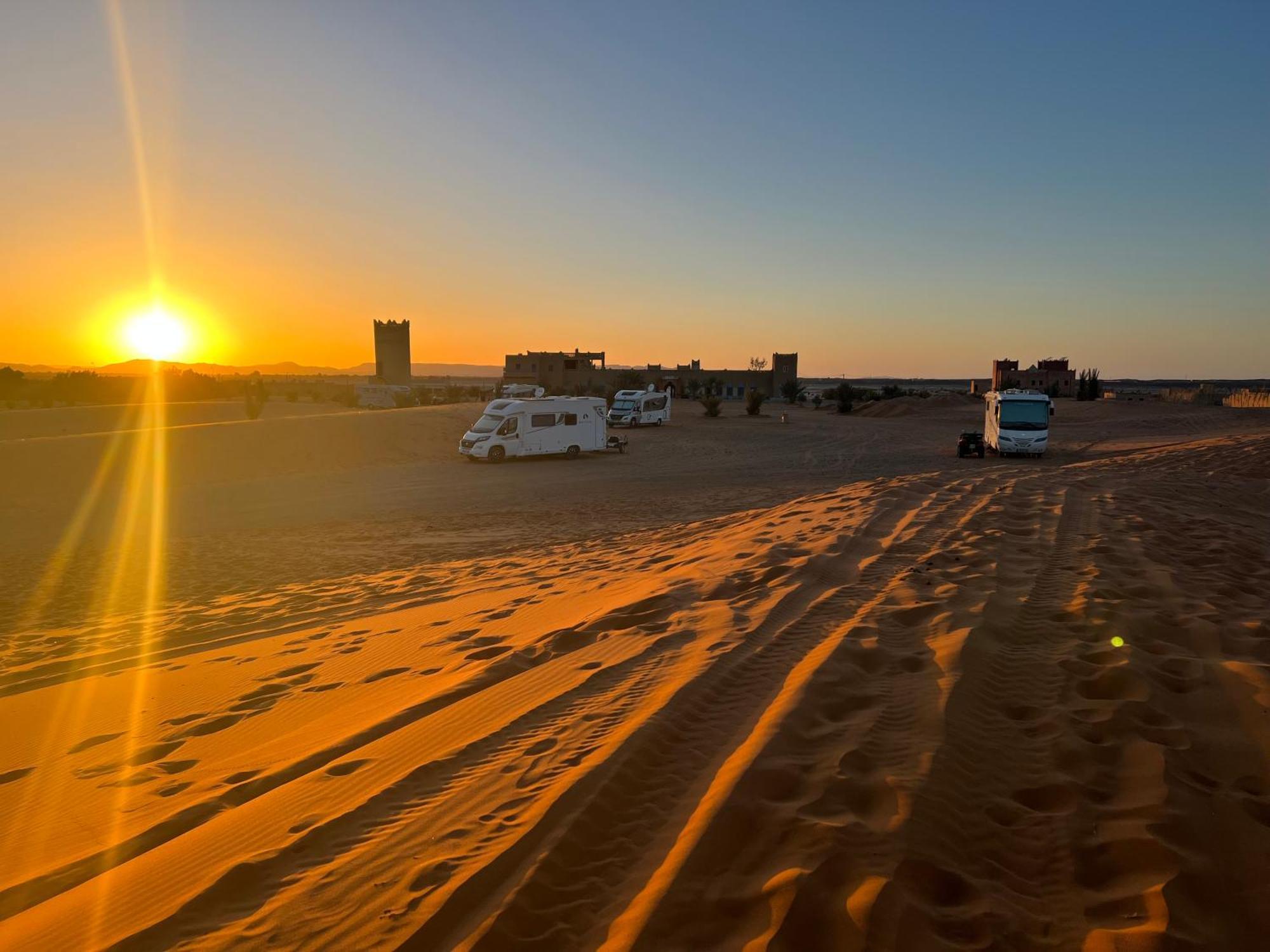 Hotel Camping Les Roses Des Dunes & Piscine مرزوكة المظهر الخارجي الصورة